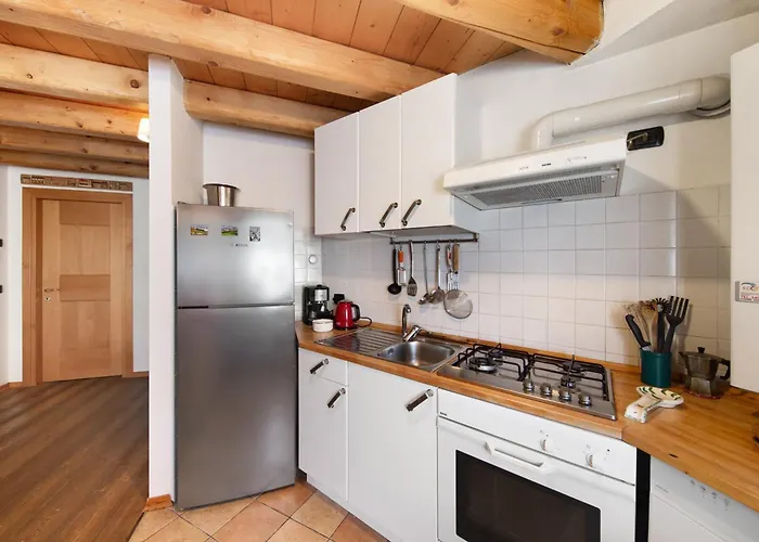 Cleila B Apartamento *